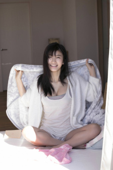 请别相信她韩剧